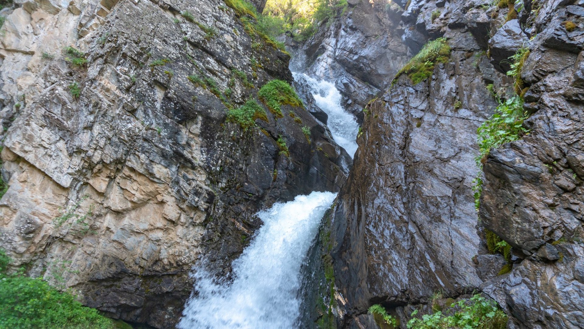 Кайракский водопад