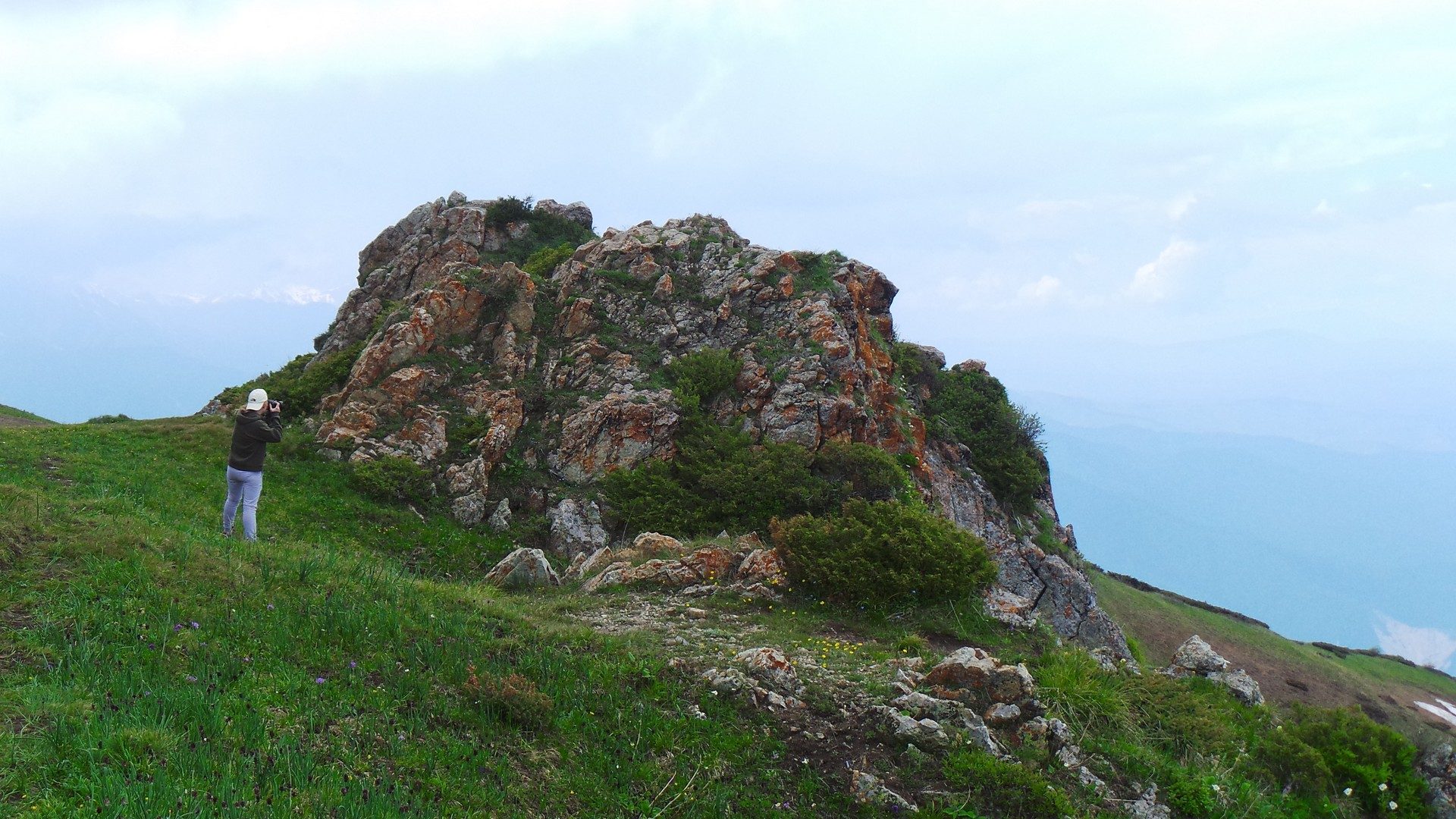 Три Брата